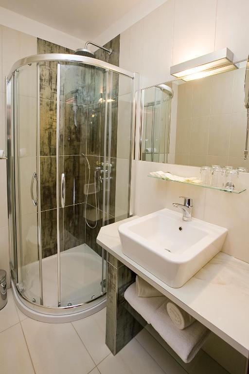 Třebíč Hotel & Apartments U Cerneho Orla חדר תמונה