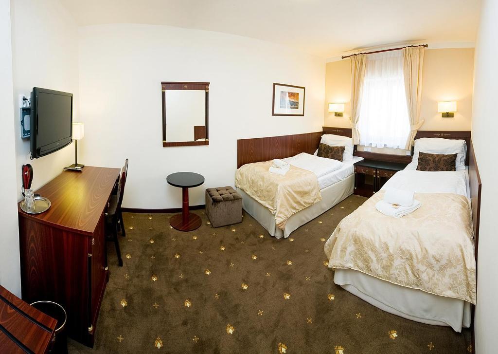 Třebíč Hotel & Apartments U Cerneho Orla חדר תמונה